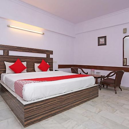 Oyo 11858 Hotel Shiv Murti Grand Haridwār Zewnętrze zdjęcie